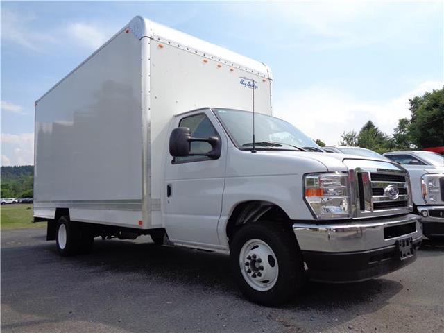 2025 Ford E-450 Cutaway AE OXFORD WHITE, Windber, PA