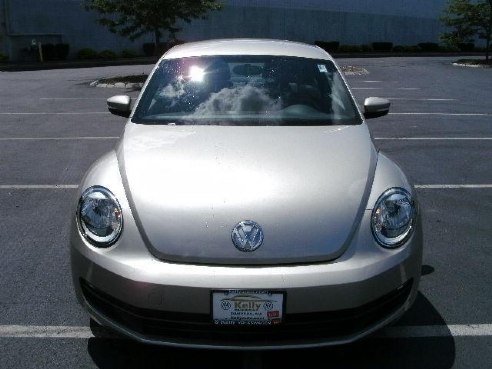 2013 Volkswagen Beetle Coupe 2.5 PZEV Moonrock Silver Metallic, DANVERS, MA