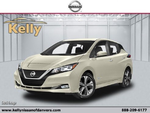 2018 Nissan LEAF SV Pearl White, Beverly, MA