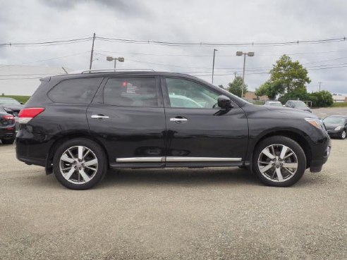 2015 Nissan Pathfinder 4WD 4dr Platinum Magnetic Black, Beverly, MA