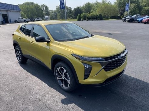 2024 Chevrolet Trax 1RS Yellow, Mercer, PA