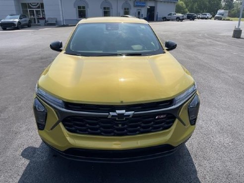 2024 Chevrolet Trax 1RS Yellow, Mercer, PA