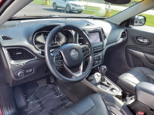 2021 Jeep Cherokee Latitude Lux Dk. Red, Windber, PA