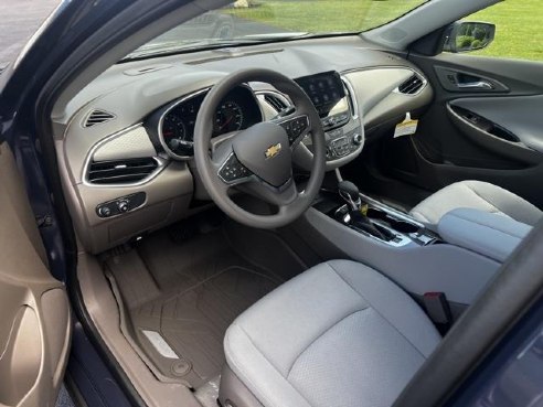 2025 Chevrolet Malibu LT Black, Mercer, PA